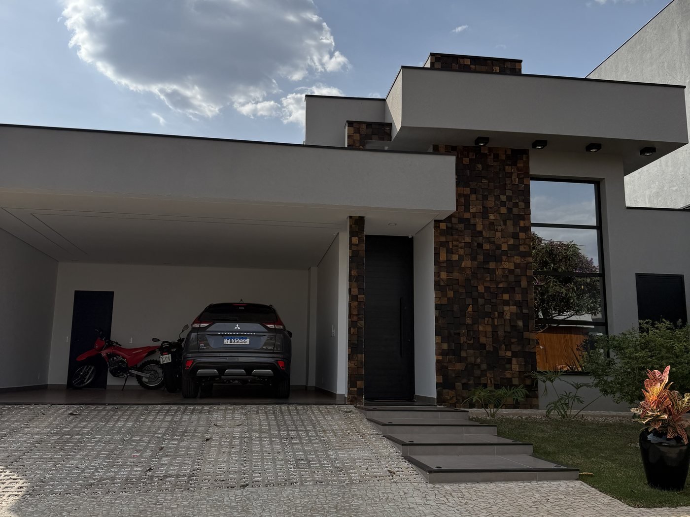 Fachada — Casa SG